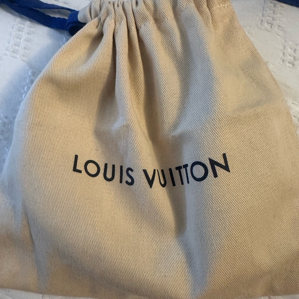Louis Vuitton Initiales 30mm Reversible Belt - Picture 6 of 7